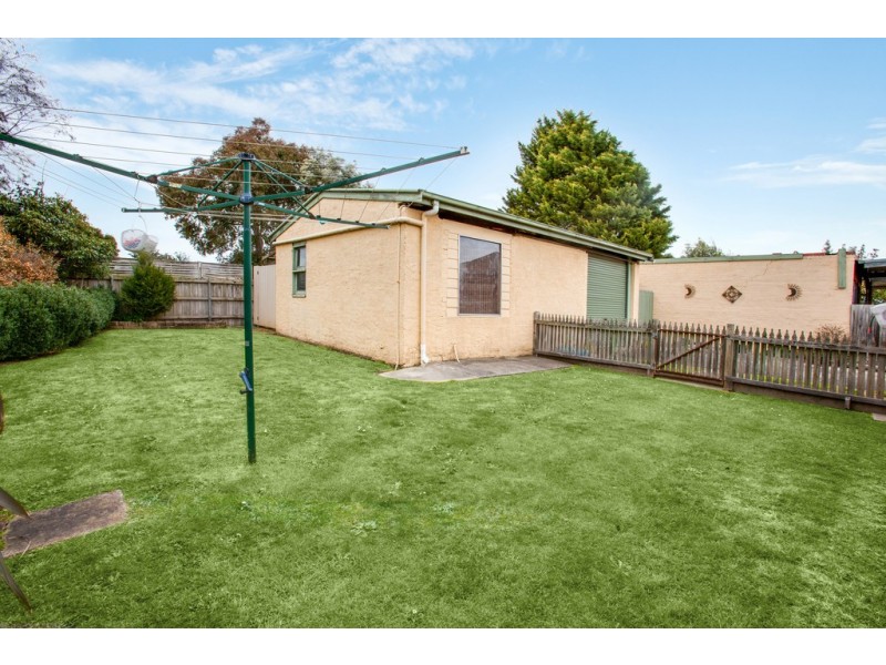 24 Chapmans Road, Trafalgar VIC 3824
