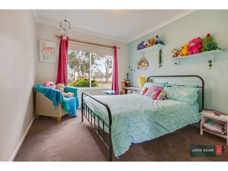 13B McDonalds Track, Narracan VIC 3824