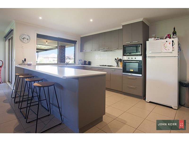 14 Vincent Boulevard, Trafalgar VIC 3824