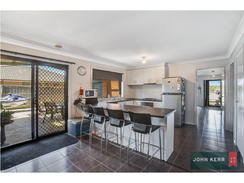 10 Wisteria Drive, Yarragon VIC 3823