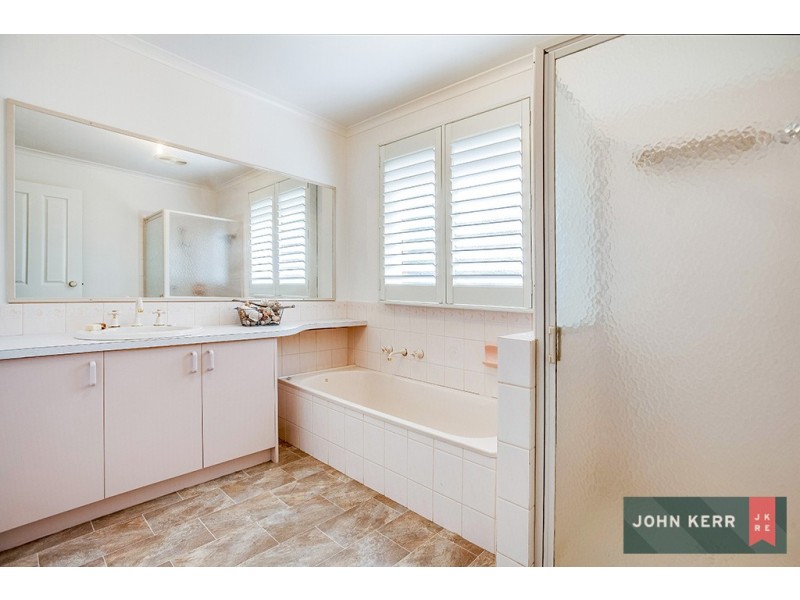 18 Cross Street, Trafalgar VIC 3824