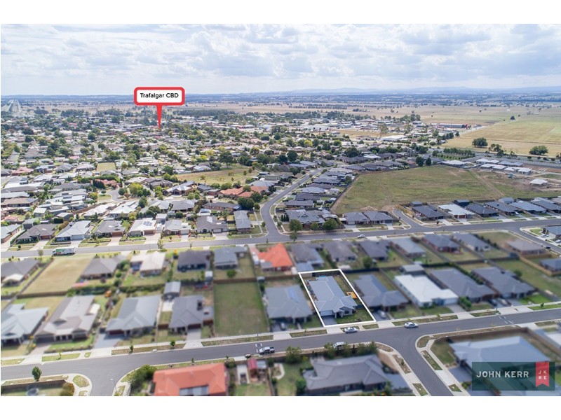 17 Collingwood Dr, Trafalgar VIC 3824