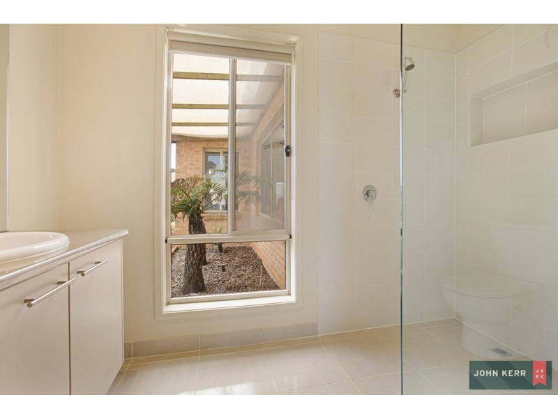 28 Nelson Road, Trafalgar VIC 3824