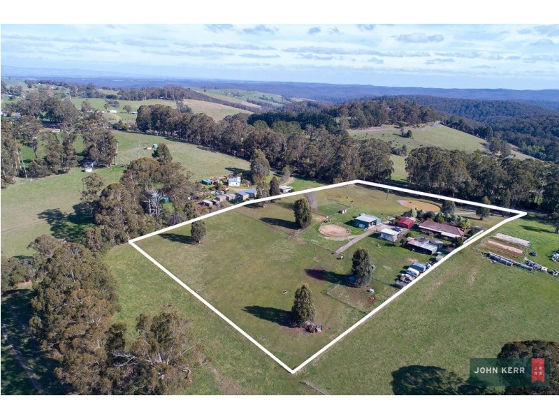 2644 Willow Grove Road, Hill End VIC 3825