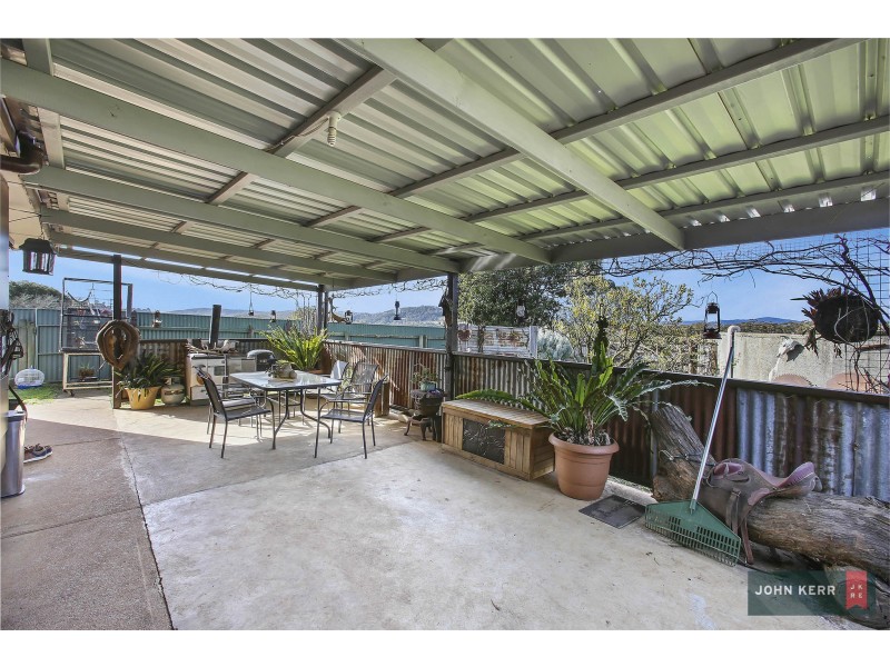 2644 Willow Grove Road, Hill End VIC 3825