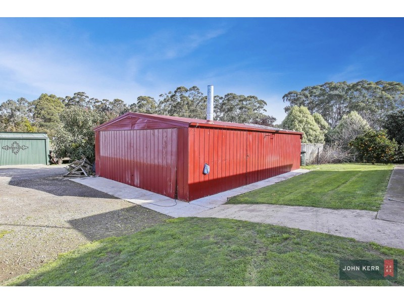 2644 Willow Grove Road, Hill End VIC 3825