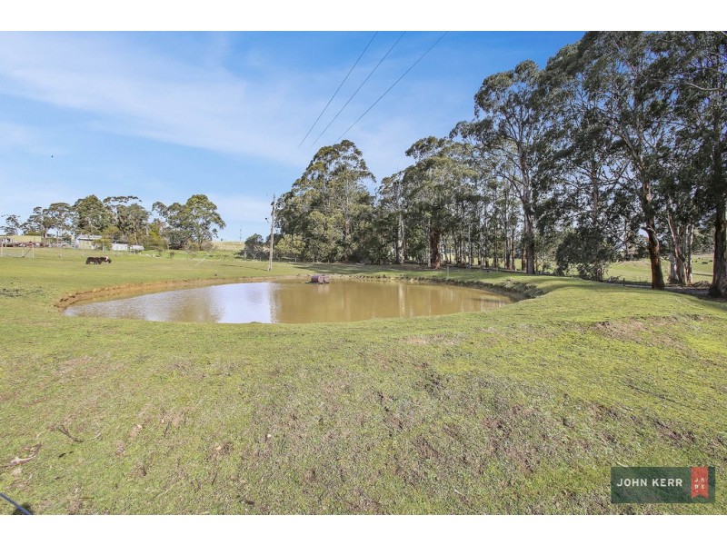 2644 Willow Grove Road, Hill End VIC 3825