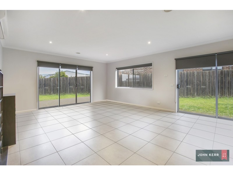 66 Vincent Boulevard, Trafalgar VIC 3824