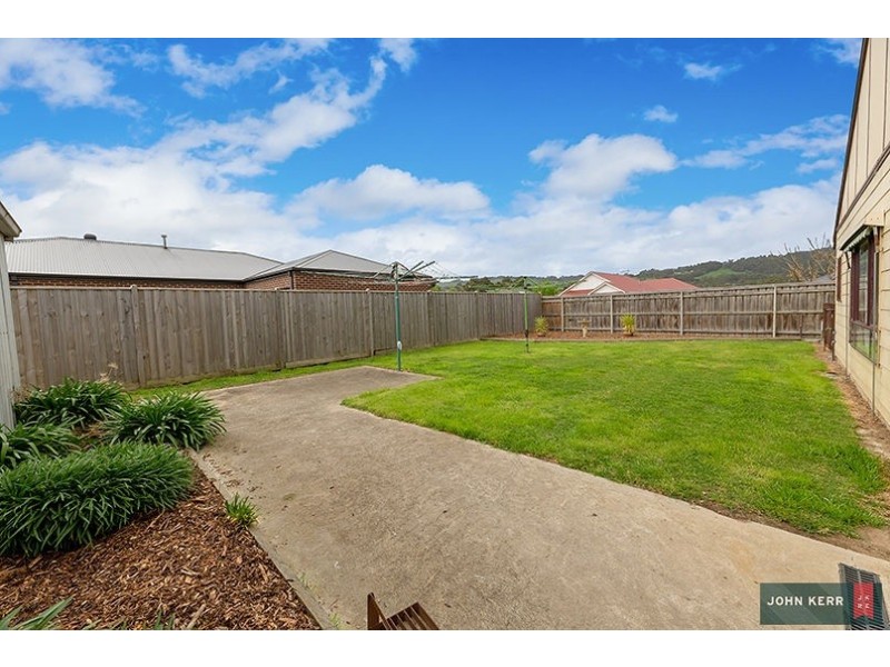 64 LOCH STREET, Yarragon VIC 3823