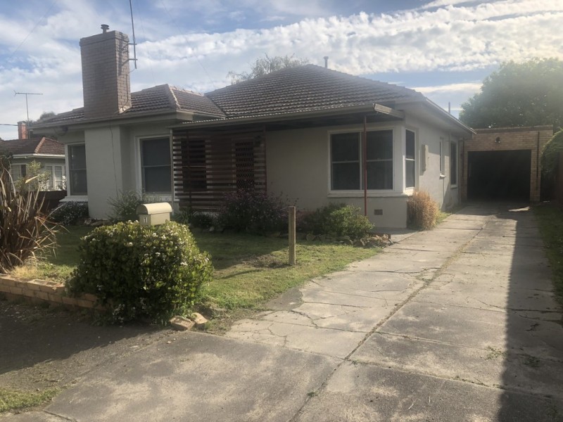 1 PRINCES AVENUE, Trafalgar VIC 3824