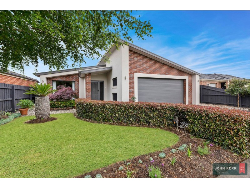 7 Vincent Boulevard, Trafalgar VIC 3824