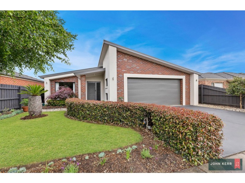 7 Vincent Boulevard, Trafalgar VIC 3824