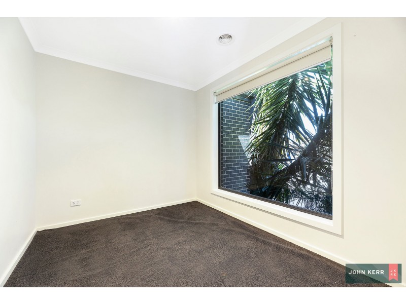 13 Villeneuve Drive, Trafalgar VIC 3824