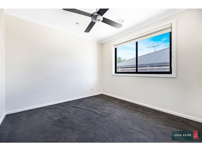 13 Villeneuve Drive, Trafalgar VIC 3824