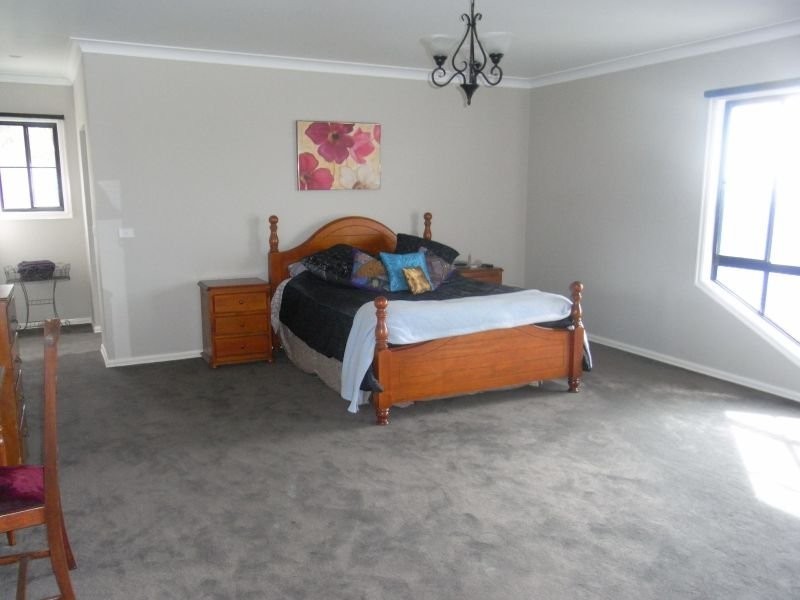 166 Melaleuca Drive Trafalgar East, Trafalgar VIC 3824