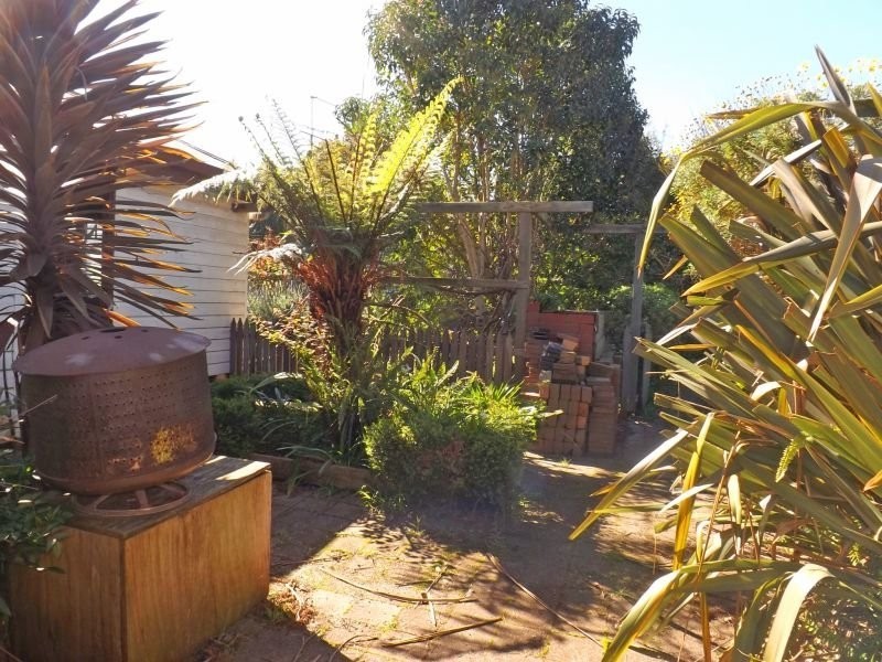 16 Anzac Road, Trafalgar VIC 3824