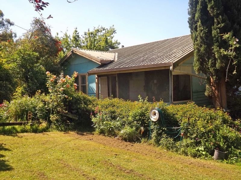 2164 Willow Grove Road, Hill End VIC 3825