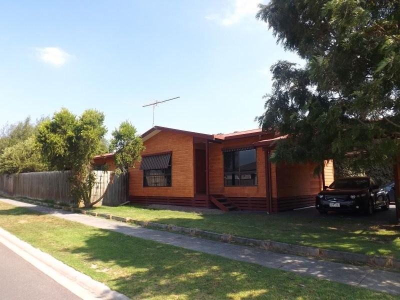 24 Cross Street, Trafalgar VIC 3824