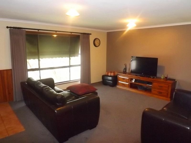 24 Cross Street, Trafalgar VIC 3824