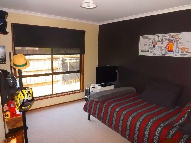 24 Cross Street, Trafalgar VIC 3824