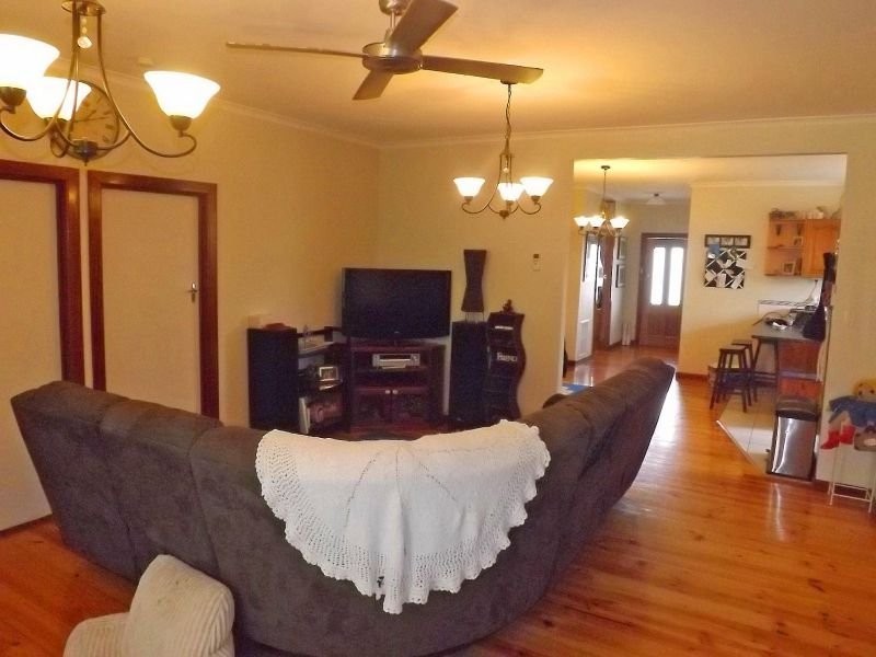 11 Ward Street, Trafalgar VIC 3824