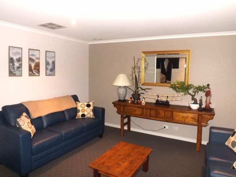 70 Vincent Boulevard, Trafalgar VIC 3824