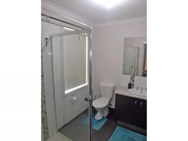 70 Vincent Boulevard, Trafalgar VIC 3824