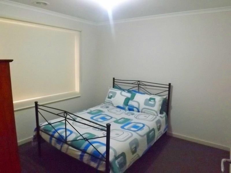 70 Vincent Boulevard, Trafalgar VIC 3824