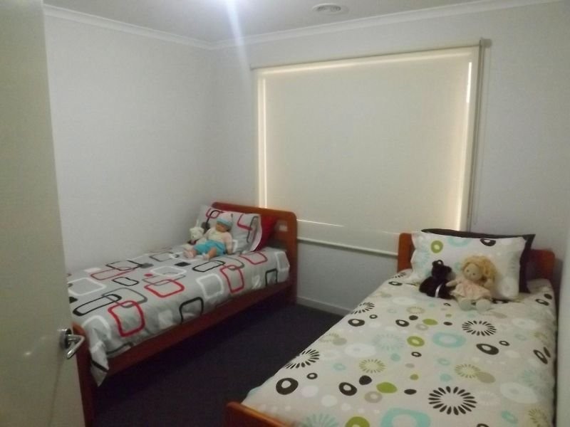 70 Vincent Boulevard, Trafalgar VIC 3824