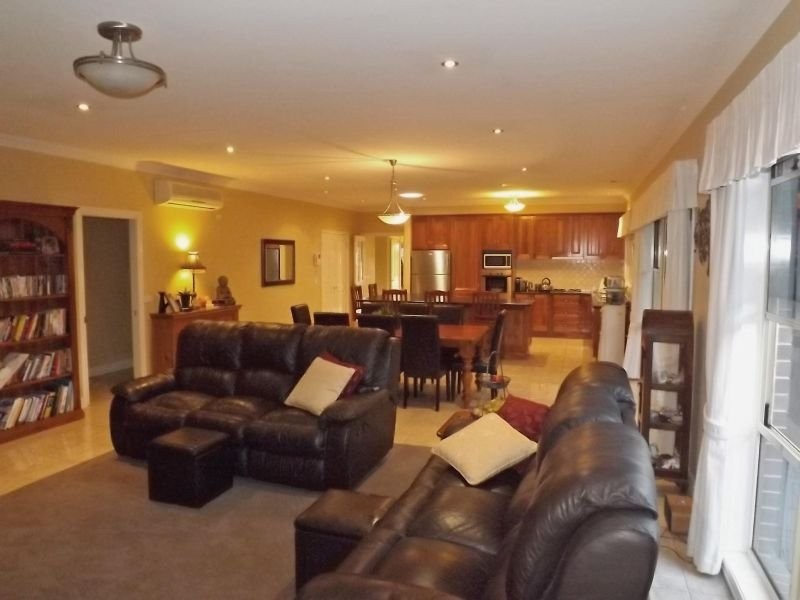 16 Wilson Court, Trafalgar VIC 3824