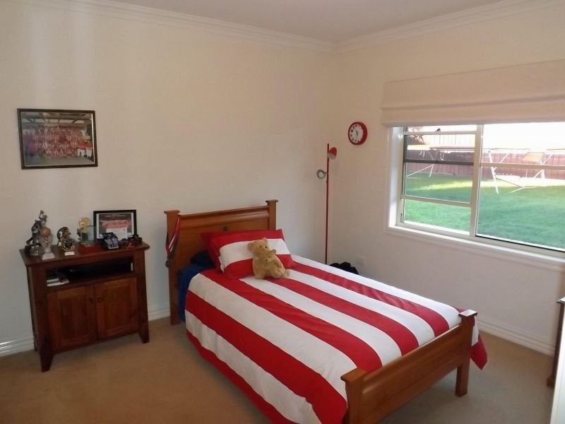 16 Wilson Court, Trafalgar VIC 3824