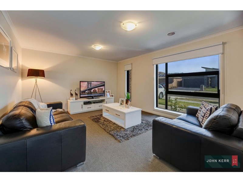 1 Lucas Way, Trafalgar VIC 3824