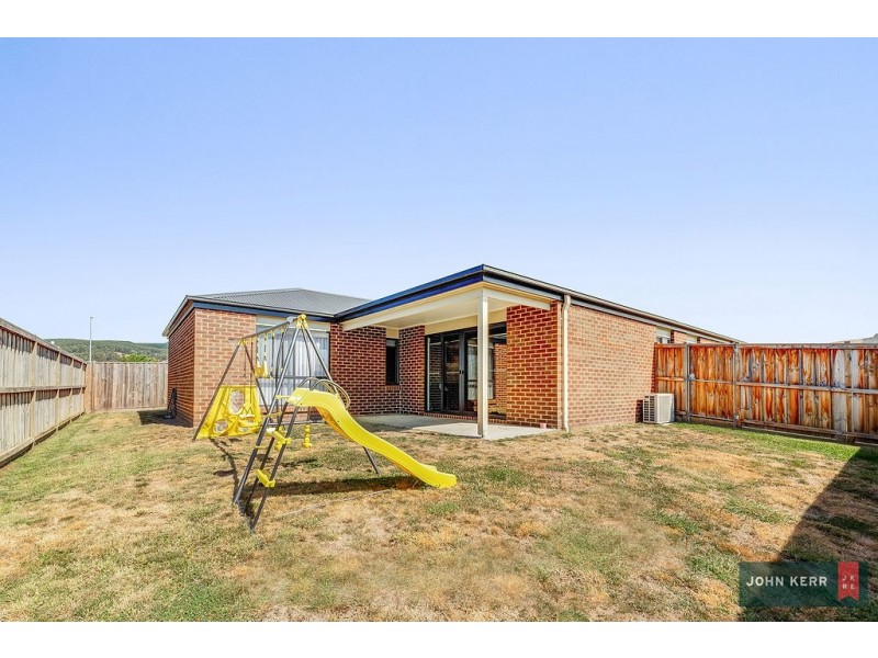 1 Lucas Way, Trafalgar VIC 3824
