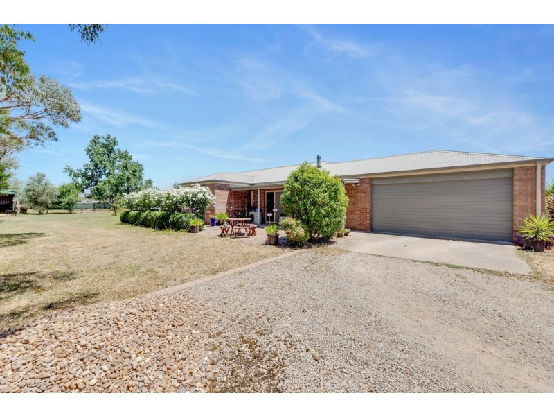 105 Ten Mile Road, Yarragon VIC 3823