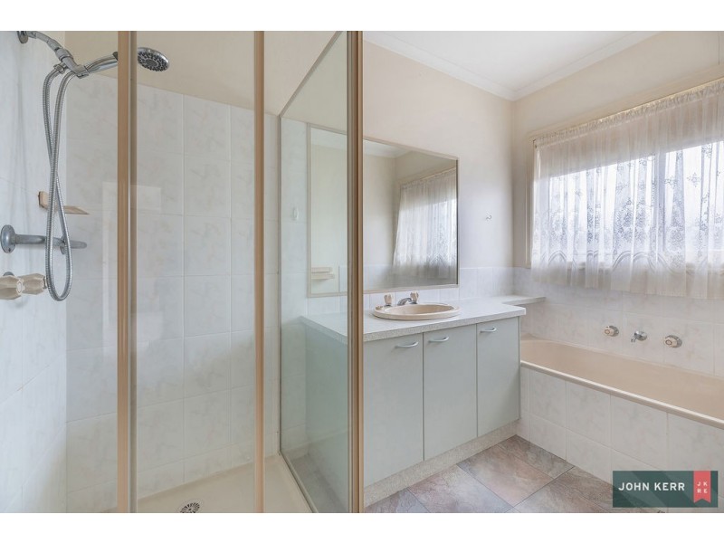 2/22 Holland Court, Trafalgar VIC 3824