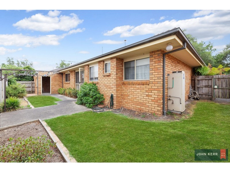 2/22 Holland Court, Trafalgar VIC 3824
