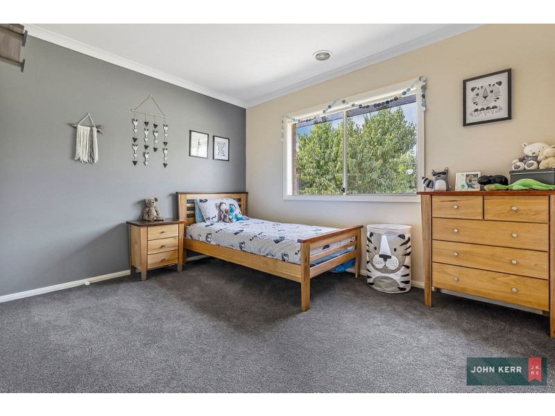 14 Villeneuve Drive, Trafalgar VIC 3824