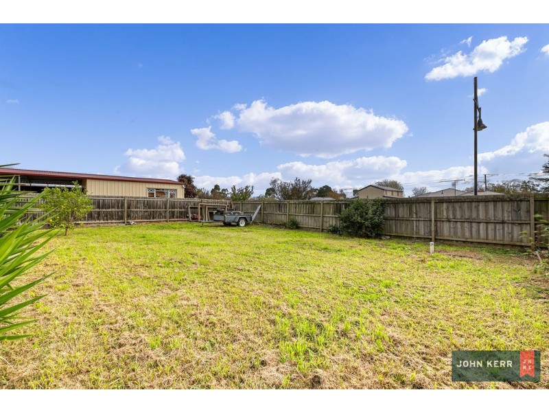 29 Vincent Blvd, Trafalgar VIC 3824