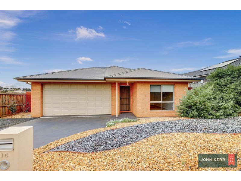 10 Empire Ave, Drouin VIC 3818
