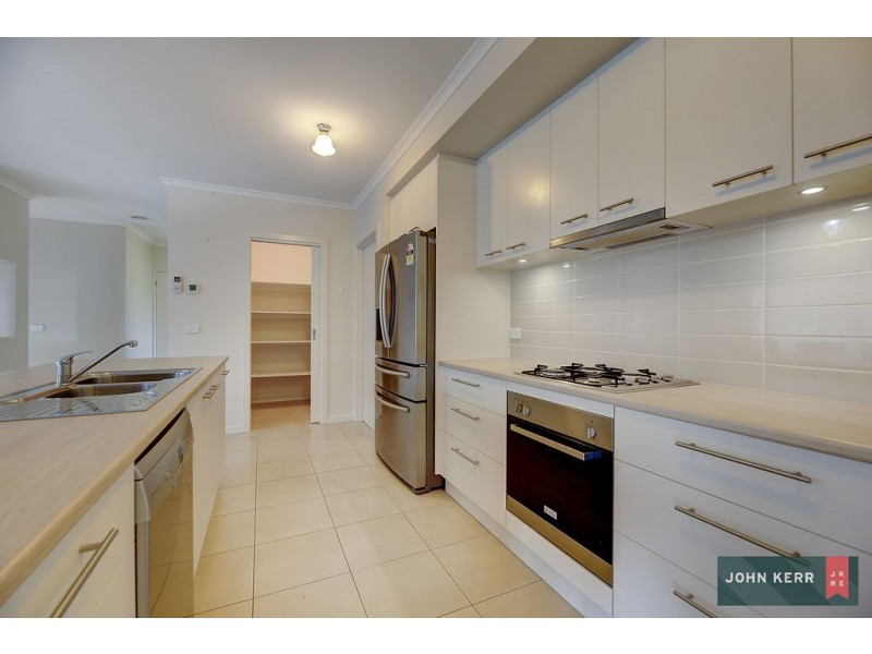 10 Empire Ave, Drouin VIC 3818
