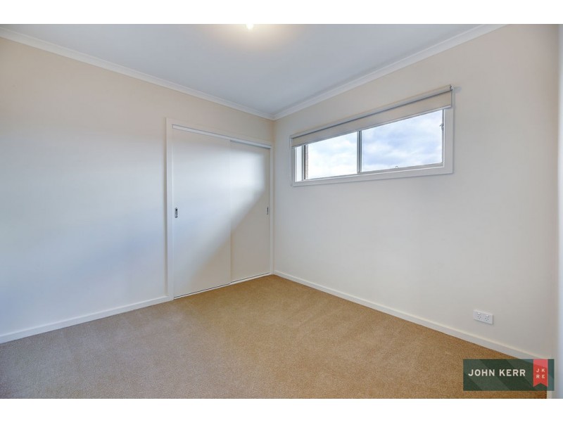 10 Empire Ave, Drouin VIC 3818