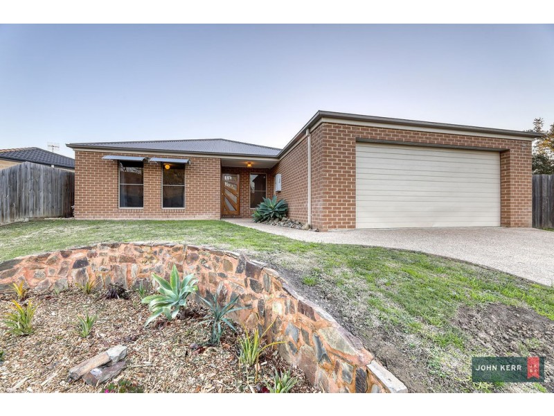46 Vincent Boulevard, Trafalgar VIC 3824