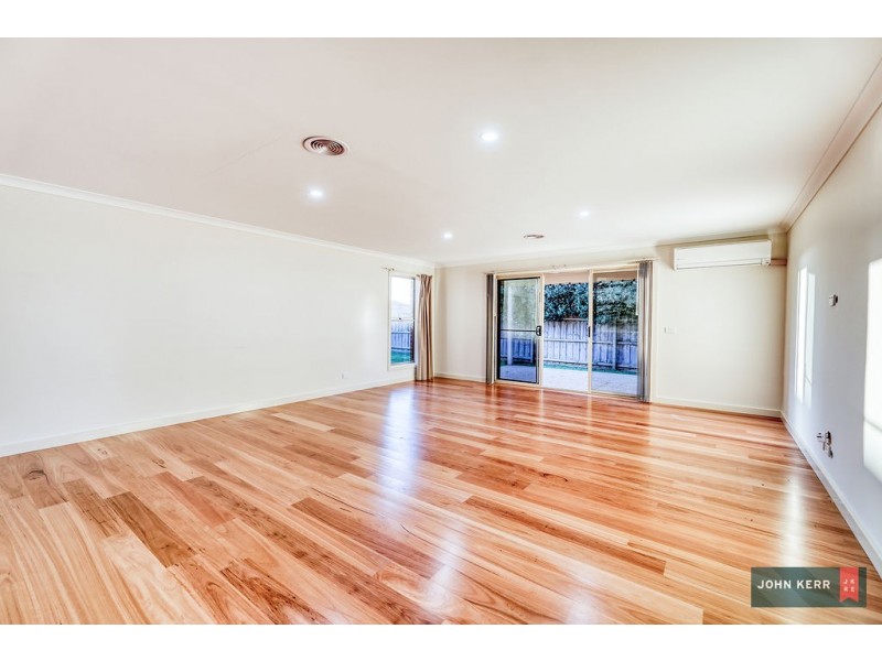 46 Vincent Boulevard, Trafalgar VIC 3824