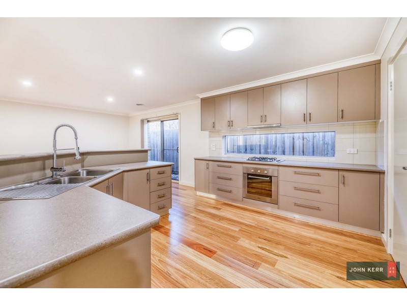 46 Vincent Boulevard, Trafalgar VIC 3824