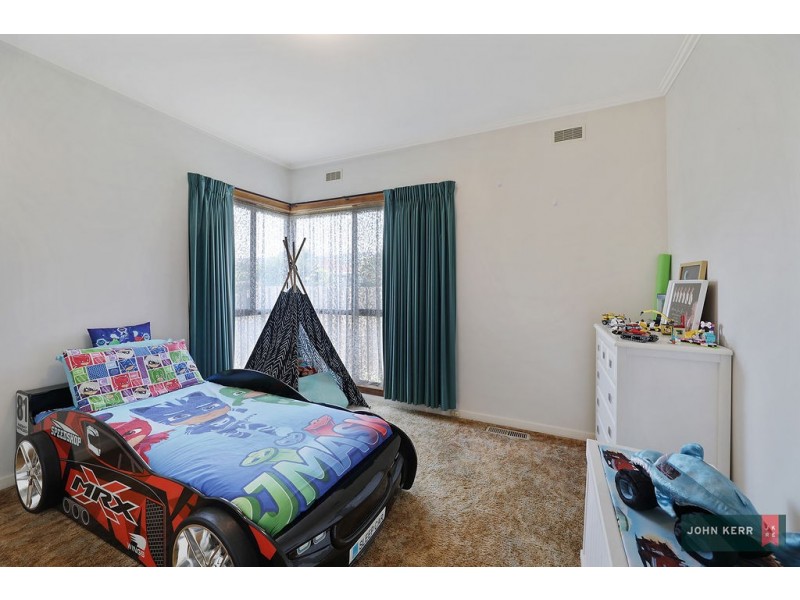 11 Princes Avenue, Trafalgar VIC 3824