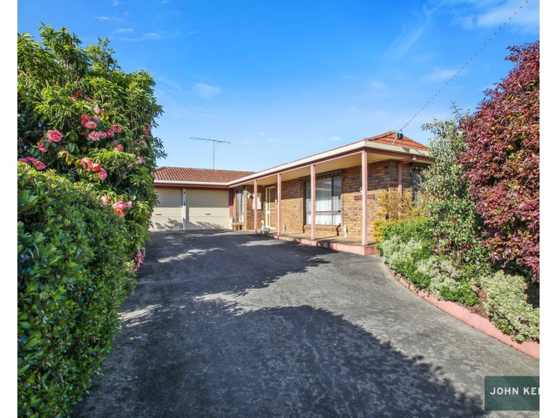 22 Edward Crescent, Trafalgar VIC 3824