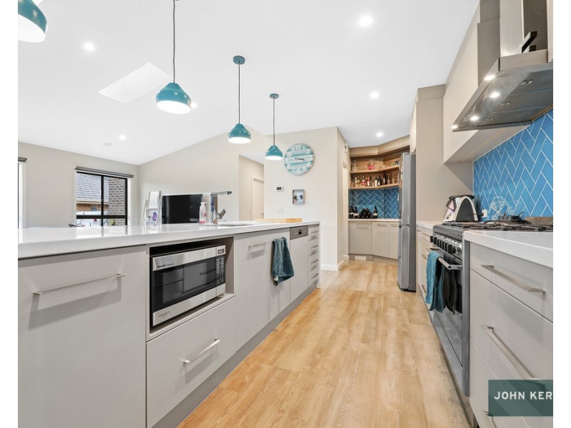 12 Acacia Close, Trafalgar VIC 3824