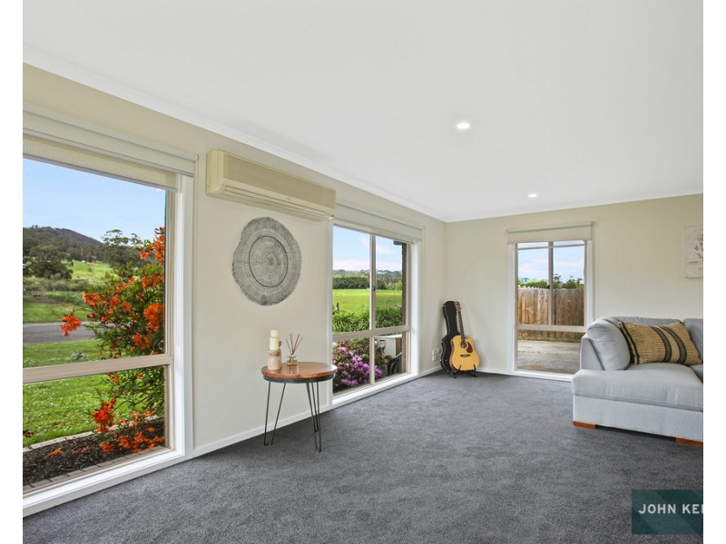 15 Centenary Drive, Trafalgar VIC 3824
