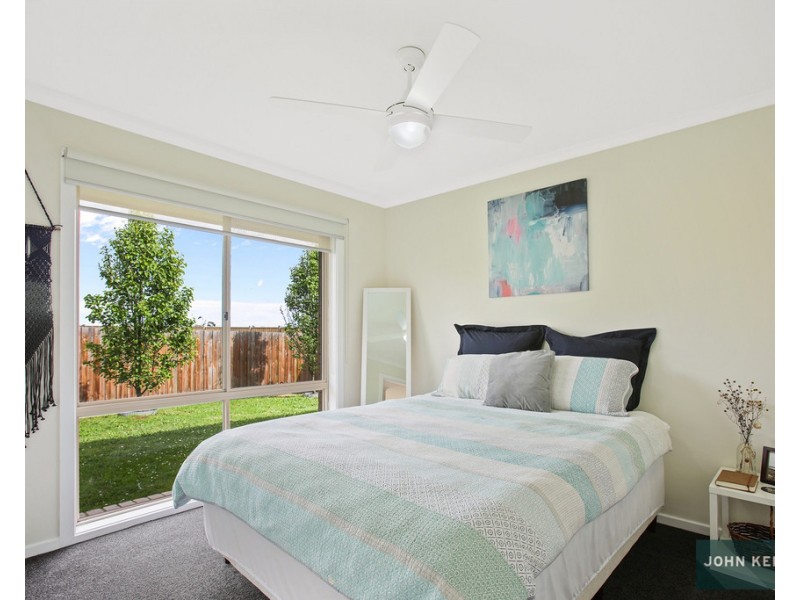 15 Centenary Drive, Trafalgar VIC 3824