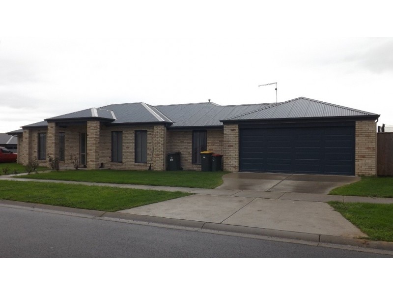 36 Davey Drive, Trafalgar VIC 3824
